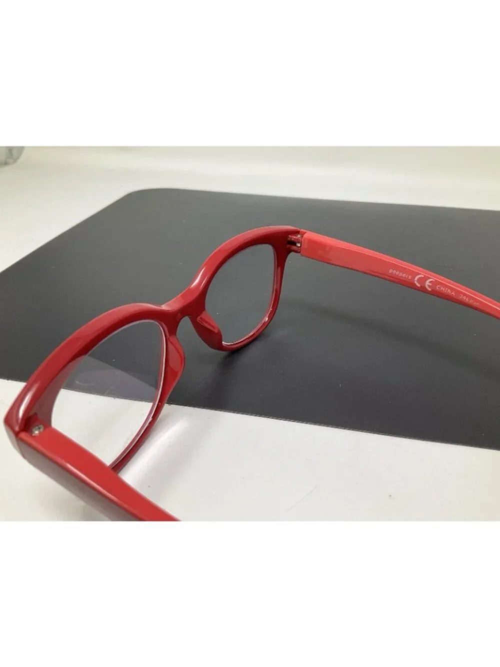 Peepers Grandview Reading Glasses +1.75 Square Blue Light Red Pink Some Scratche